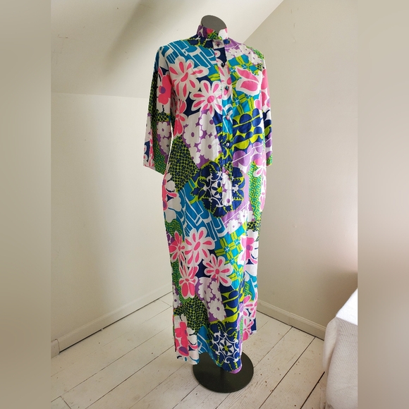 Vintage Dresses & Skirts - Vintage Psychedelic Neon Flower Power print Muu Muu Column Dress